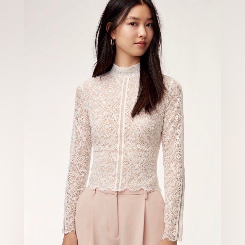 🍂fall drop🍂 Aritzia Wilfred Adriene blouse